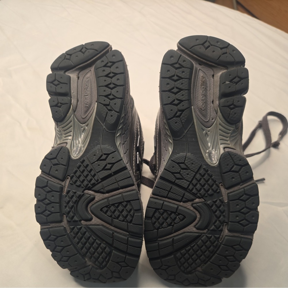 New Balance Boys 1906 Sneakers Mesh Grey Black PC1906CG Size 13 Kids - Picture 2 of 8
